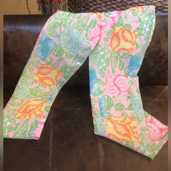 Lilly Pulitzer Vintage Patchwork Resort Fit Cropped Capri Pants 2 *Rare* - Picture 1 of 9